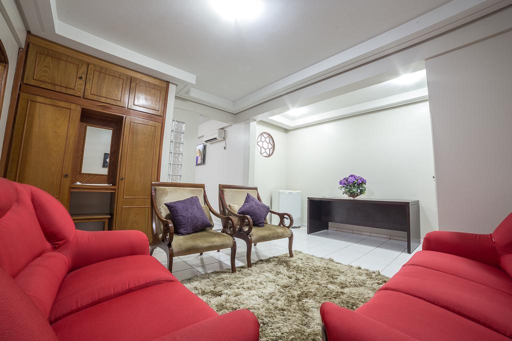 Piloes Palace Hotel Mineiros 外观 照片