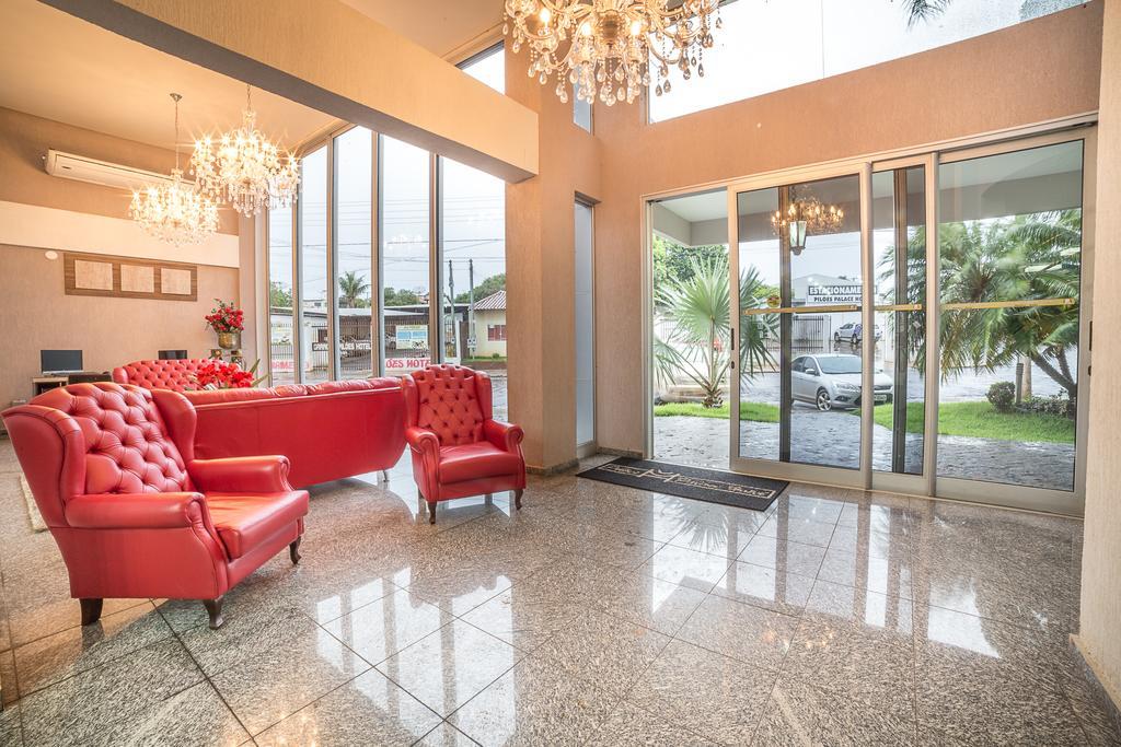 Piloes Palace Hotel Mineiros 外观 照片