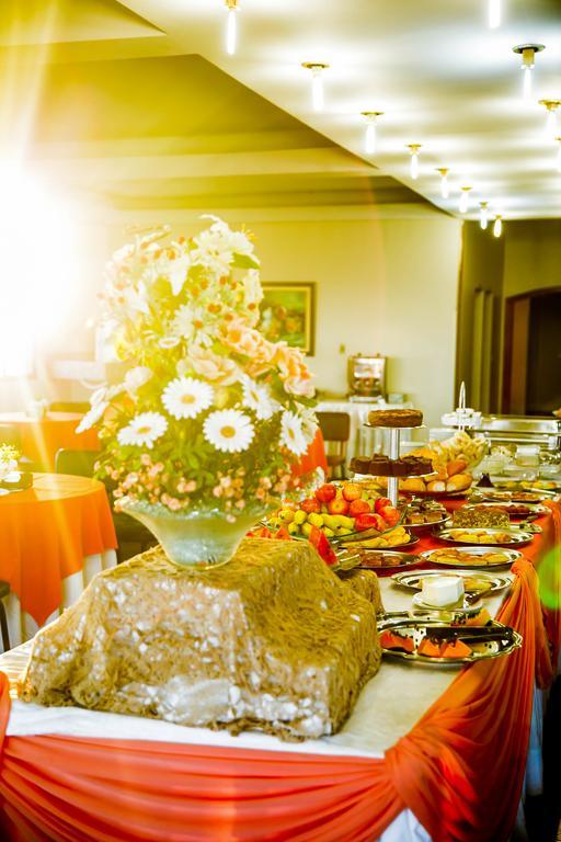 Piloes Palace Hotel Mineiros 外观 照片